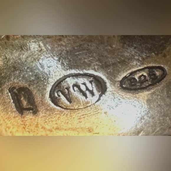 Vivienne Westwood Skull Ring - Picture 6 of 7